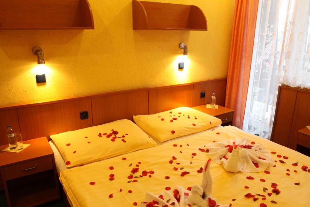 Hotel Odra Ostravice Bagian luar foto